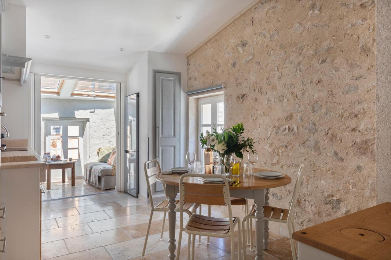 Ma Maison A Valbonne - 3 Luxury Apartments In Heart Of Village المظهر الخارجي الصورة